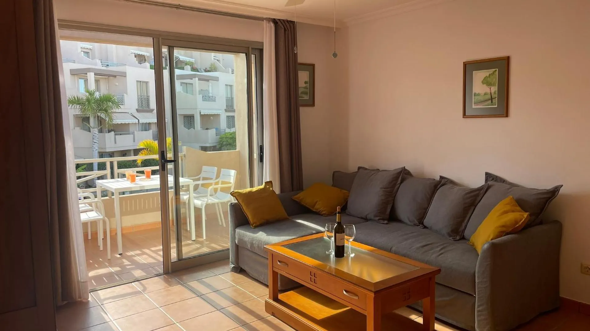 Sunshine Wave Apartment La Tejita